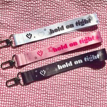 画像をギャラリービューアに読み込む, picket wristlet strap / lanyard