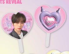 Load image into Gallery viewer, STRAY KIDS Heart Pickets