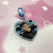 画像をギャラリービューアに読み込む, TXT & NCT Dream acrylic heart keychains