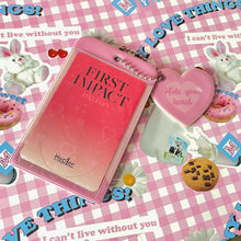 画像をギャラリービューアに読み込む, Heart Stealer soft pink heart photocard holder keychain
