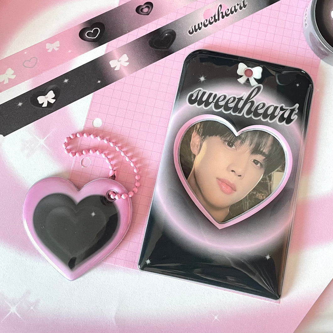 Sweetheart heart cutout photocard holder keychain